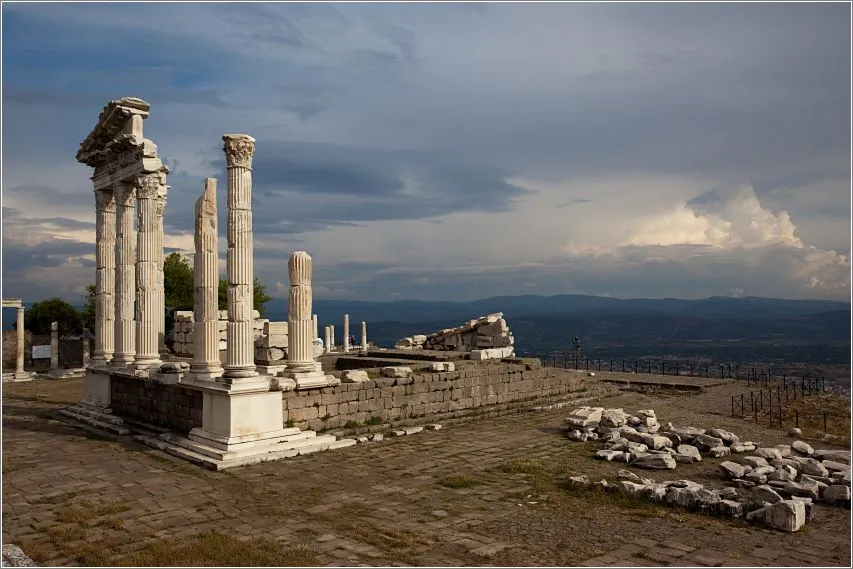 Church of Ephesus, Apostolic Church Age